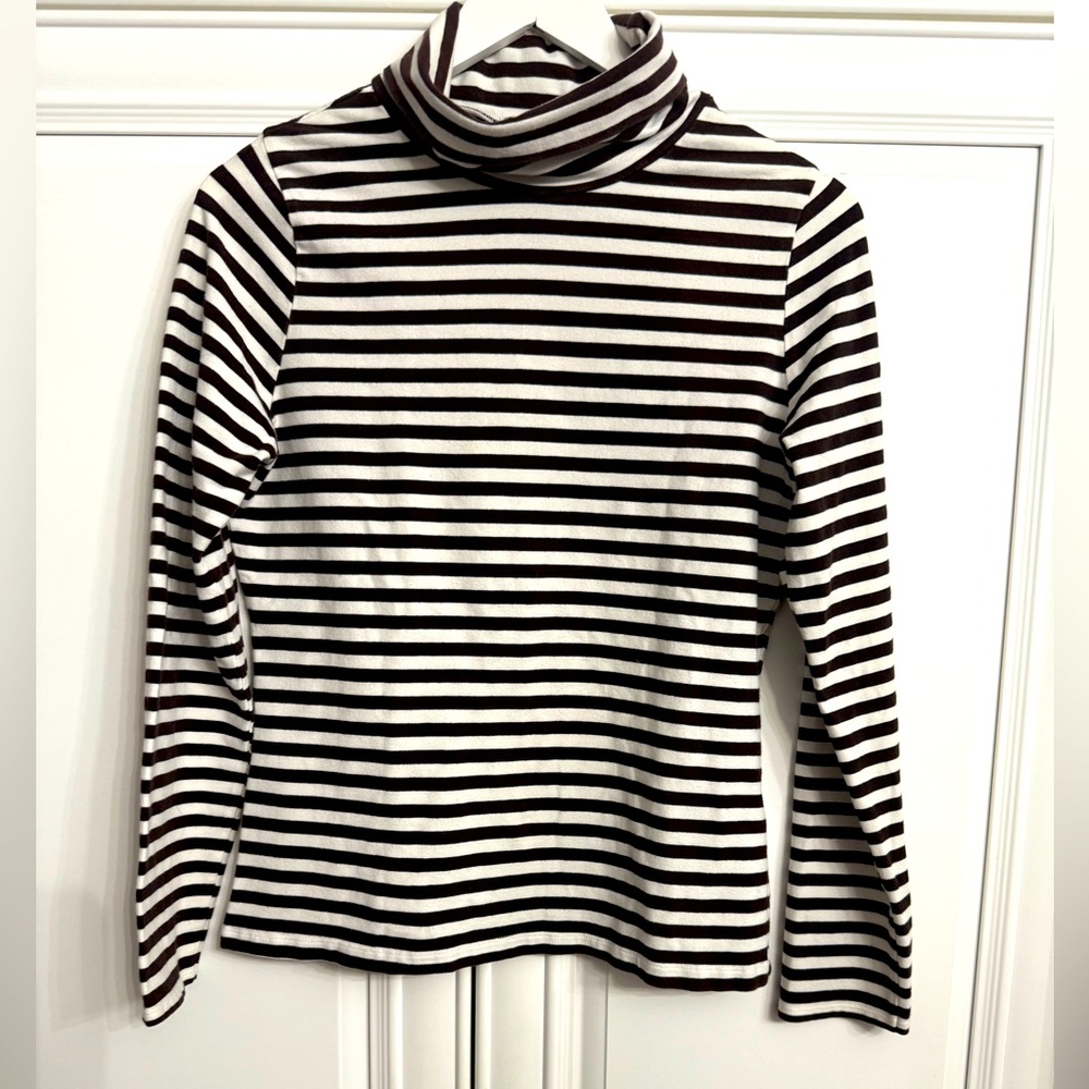 Henri Pierre Women's Size Medium Cream and Brown Striped Turtleneck Top